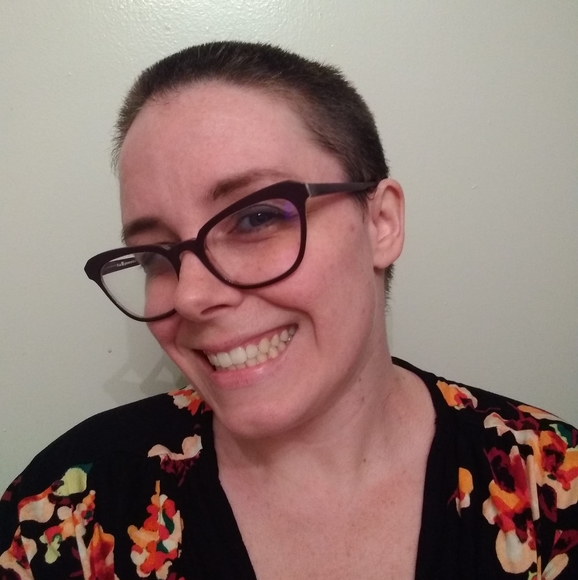 Poshmark profile picture for @fates